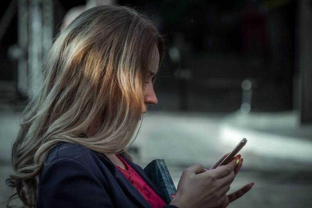les 3 sms qui font craquer un homme instantanément
