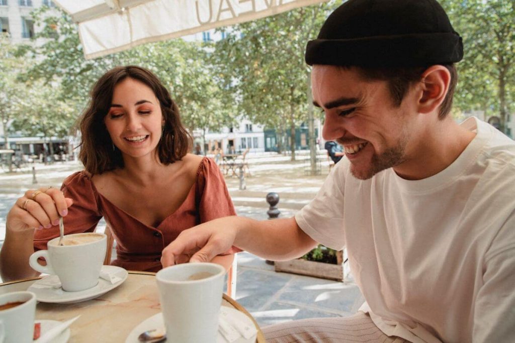 pourquoi un homme veut rester ami avec son ex